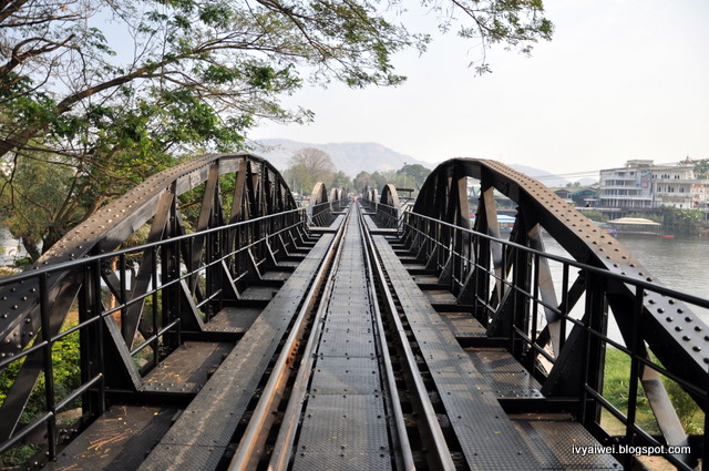KANCHANABURI: The Bridge over River Kwai