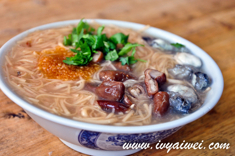 TAIPEI: 陳記大腸蚵仔麵線 Mee Sua & 海天香餃 Dumplings