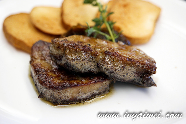 Brasserie 25 @ Hotel Stripes Kuala Lumpur